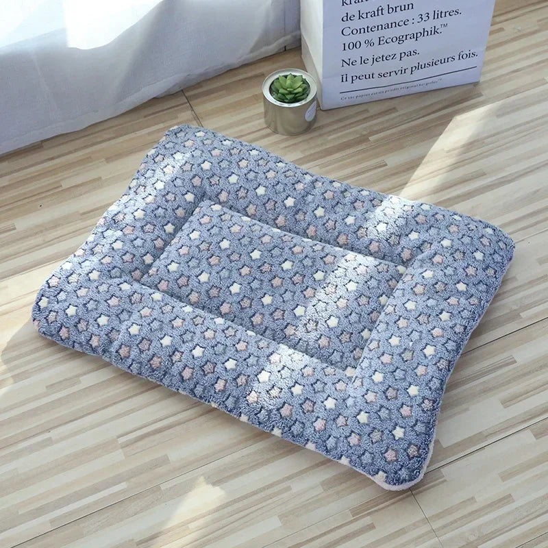 DualComfort™ Reversible Plush Pet Mat | Premium Double-Sided Sleeping Pad | Warm Cushioned Design | For Cats & Small Dogs - Pet Moda Store