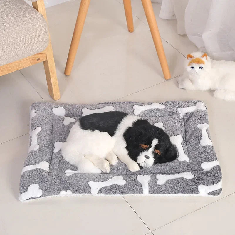 DualComfort™ Reversible Plush Pet Mat | Premium Double-Sided Sleeping Pad | Warm Cushioned Design | For Cats & Small Dogs - Pet Moda Store